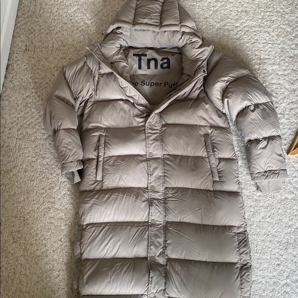 Aritzia Jackets & Blazers - ARITZIA | Superpuff Size L